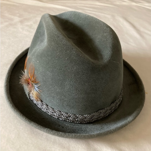 Gray velour vintage Stetson Sovereign Fedora Hat, like-new condition. - Picture 2 of 16